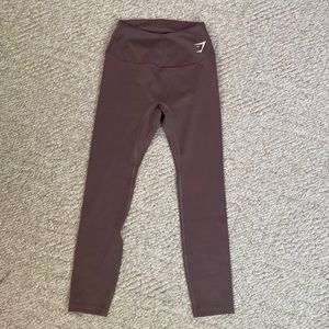 GYMSHARK cropped brown leggings. Size small.